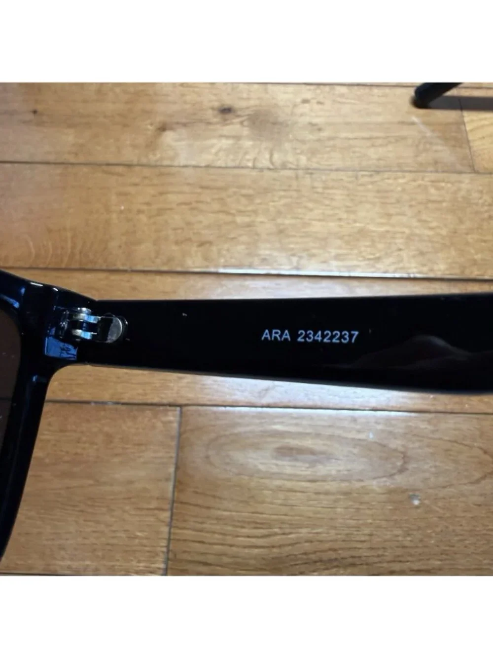 AIRE Black Shield Sunglasses Oversized Square Visor Trendy Street Style UV